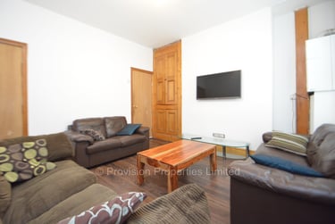 5 bed house, Hessle View, Hyde Park, Leeds, LS61ER - Image 8