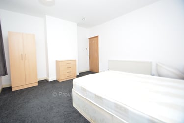 5 bed house, Hessle View, Hyde Park, Leeds, LS61ER - Image 11