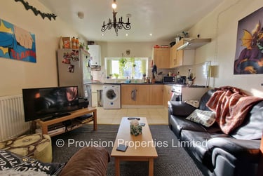 2 bed flat, Cardigan Road, Headingley, Leeds, LS63BJ - Image 1
