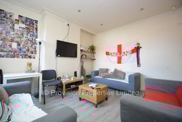 8 bed house, Hessle Place, Hyde Park, Leeds, LS61EU - Image 4