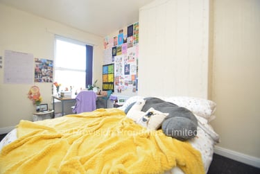 8 bed house, Hessle Place, Hyde Park, Leeds, LS61EU - Image 7
