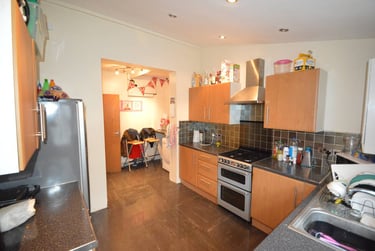 5 bed house, Walmsley Road, Burley, Leeds, LS61NG - Image 8