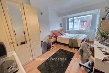 3 bed house, Kelso Gardens, Hyde Park, Leeds, LS29PS - Image 3