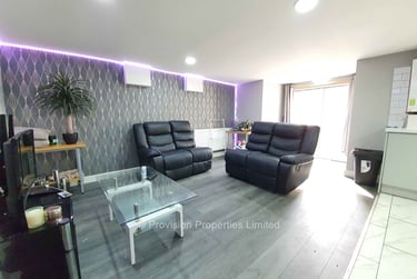 2 bed house, Ash Grove, Hyde Park, Leeds, LS61AX - Image 4