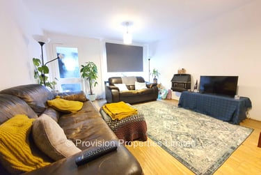 2 bed house, Well Close Rise, Woodhouse, Leeds, LS29EZ - Image 1