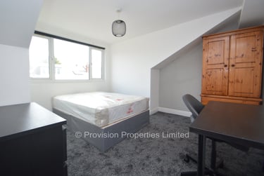 6 bed house, Mayville Place, Burley, Leeds, LS61NE - Image 2