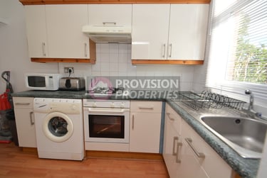 3 bed house, Wetherby Place, Burley, Leeds, LS42JG - Image 3