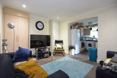 3 bed house, St Michaels Lane, Headingley, Leeds, LS63BR - Image 1