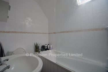 3 bed house, St Michaels Lane, Headingley, Leeds, LS63BR - Image 4