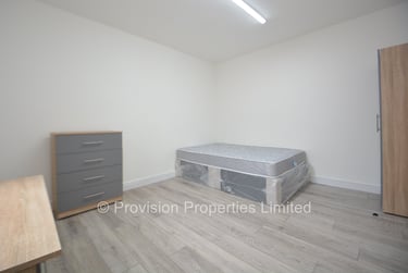 3 bed house, Harold Mount, Hyde Park, Leeds, LS61PW - Image 12