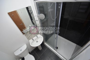 4 bed house, Harold Grove, Burley, Leeds, LS61LB - Image 4