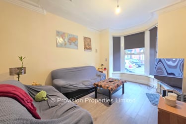 4 bed house, Ashville Terrace, Burley, Leeds, LS61LZ - Image 1