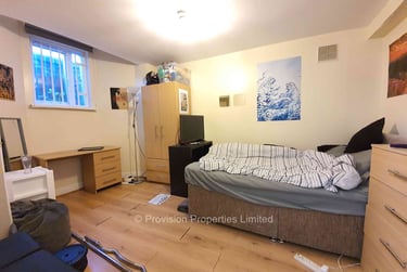 7 bed house, Walmsley Road, Burley, Leeds, LS61NG - Image 13