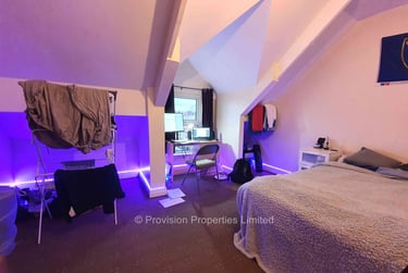 7 bed house, Walmsley Road, Burley, Leeds, LS61NG - Image 11