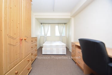 4 bed house, Well Close Rise, Woodhouse, Leeds, LS29ET - Image 5