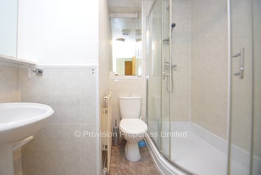 4 bed house, Well Close Rise, Woodhouse, Leeds, LS29ET - Image 9