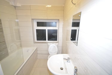 3 bed house, Brudenell Road, Hyde Park, Leeds, LS61LS - Image 2