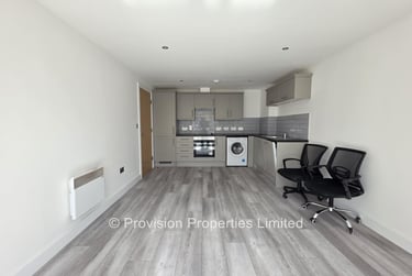 3 bed flat, Holborn Central, Rampart Road, Leeds, LS62NA - Image 1