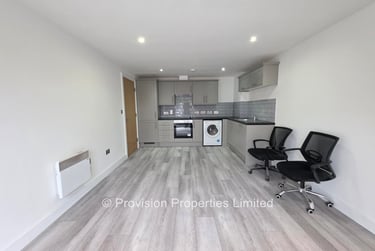 3 bed flat, Holborn Central, Rampart Road, Leeds, LS62NA - Image 1