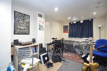 3 bed flat, Regent Park Terrace, Rampart Road, Leeds, LS62AX - Image 4