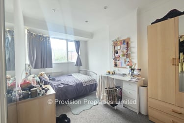 4 bed house, Kelso Gardens, Hyde Park, Leeds, LS29PS - Image 4