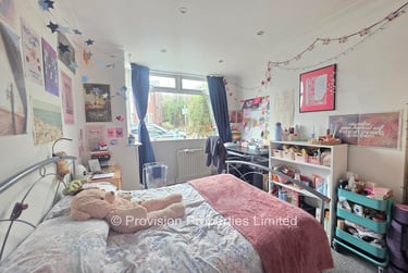 4 bed house, Kelso Gardens, Hyde Park, Leeds, LS29PS - Image 1
