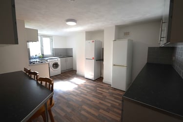 6 bed house, Richmond Avenue, Headingley, Leeds, LS61BZ - Image 7