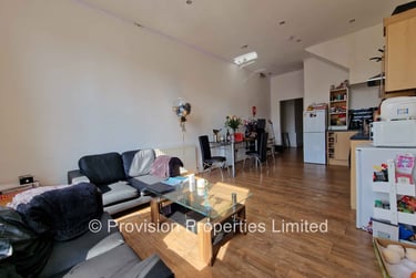 5 bed house, Headingley Lane, Rampart Road, Leeds, LS62AS - Image 2