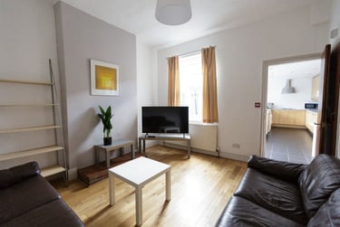 5 bed house, Mostyn Road, Edgbaston, City Centre, Birmingham, B169DU - Image 1