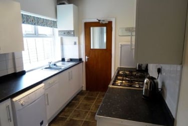 5 bed house, Umberslade Road, Selly Oak, Selly Park, Birmingham, B297RZ - Image 4