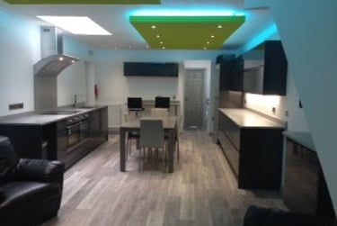 6 bed house, Hubert Road, Selly Oak, Selly Park, Birmingham, B296ES - Image 1