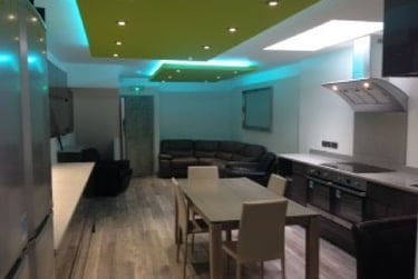 6 bed house, Hubert Road, Selly Oak, Selly Park, Birmingham, B296ES - Image 2