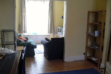 2 bed house, Blossom Avenue, Selly Oak, Selly Park, Birmingham, B297AG - Image 2