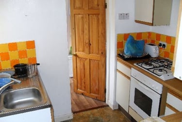 2 bed house, Blossom Avenue, Selly Oak, Selly Park, Birmingham, B297AG - Image 3