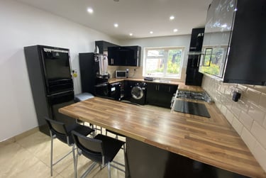 6 bed house, Tiverton Road, Selly Oak, Selly Park, Birmingham, B296DA - Image 2