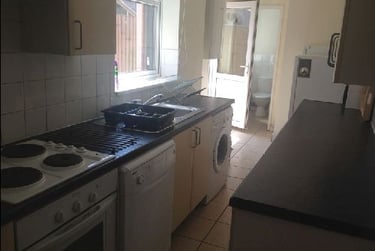 5 bed house, Hubert Road, Selly Oak, Selly Park, Birmingham, B296ER - Image 4