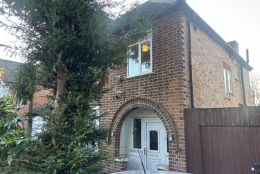 5 bed house, Harlaxton Drive, Lenton, Lenton, Nottingham, NG71JB - Image 1