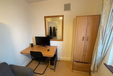 5 bed house, Harlaxton Drive, Lenton, Lenton, Nottingham, NG71JB - Image 8