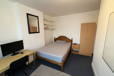 5 bed house, Harlaxton Drive, Lenton, Lenton, Nottingham, NG71JB - Image 9