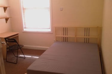 4 bed house, Dawlish Road, Selly Oak, Selly Park, Birmingham, B297AF - Image 4