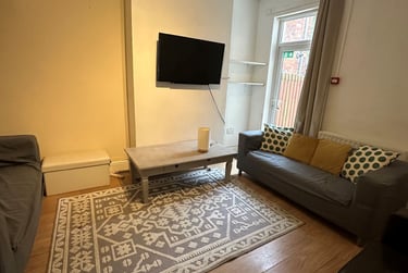 4 bed house, Heeley Road, Selly Oak, Selly Park, Birmingham, B296EL - Image 2