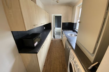 4 bed house, Montague Road, Smethwick, Bearwood, Birmingham, B664PJ - Image 3