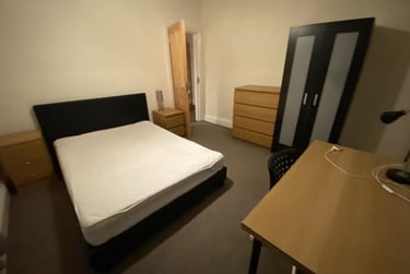 4 bed house, Station Road, Beeston, Beeston, Nottingham, NG92AY - Image 3