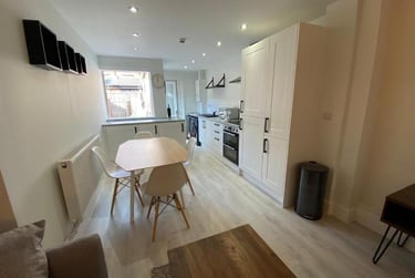 4 bed house, Hart Street, Lenton, Lenton, Nottingham, NG71SF - Image 2