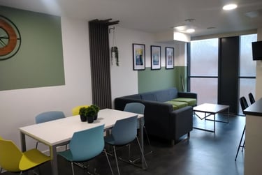 6 bed house, F15 - 54 George Road, Five Ways, City Centre, Birmingham, B151PL - Image 1