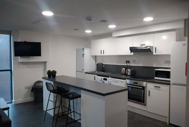 6 bed house, F15 - 54 George Road, Five Ways, City Centre, Birmingham, B151PL - Image 4