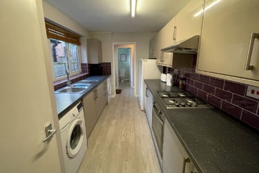 5 bed house, Mettham Street, Lenton, Lenton, Nottingham, NG71SH - Image 3