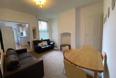 4 bed house, Tiverton Road, Selly Oak, Selly Park, Birmingham, B296BU - Image 1