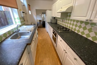 4 bed house, Tiverton Road, Selly Oak, Selly Park, Birmingham, B296BU - Image 4