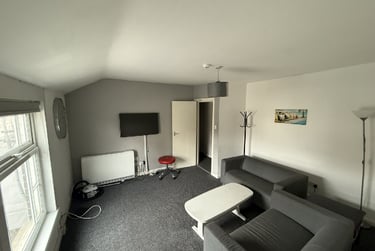 4 bed house, Thomas Place, Arboretum, Radford, Nottingham, NG73NG - Image 1